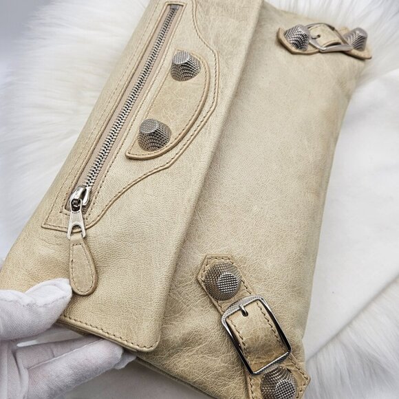 Balenciaga  Neutral Beige Leather Clutch - Picture 6 of 17